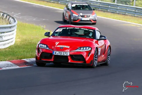 Sportfahrertraining auf der Nordschleife
